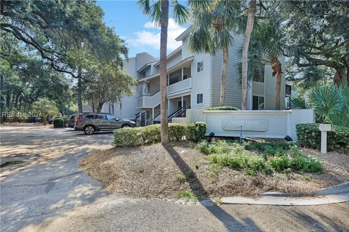 Charleston, SC Real Estate | View 1 Tanglewood Drive, 404 | Listing
