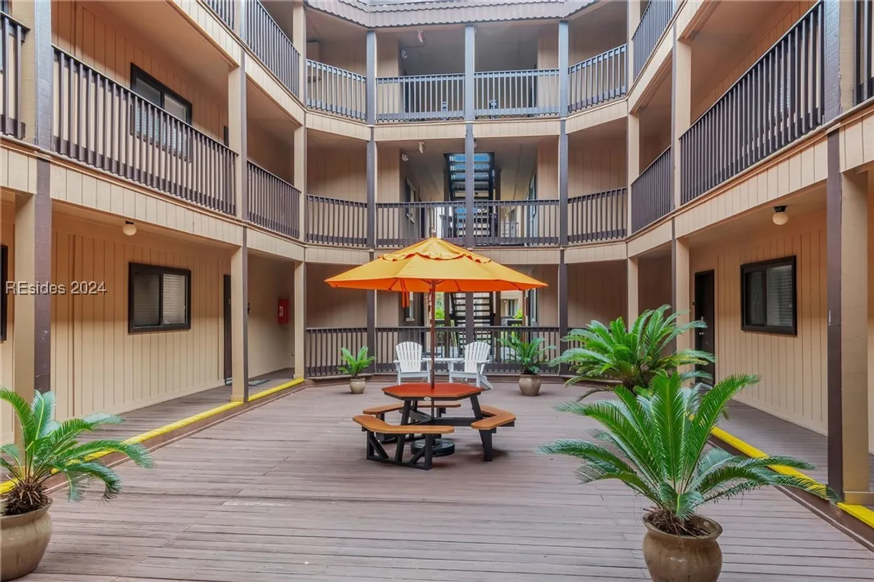 Charleston, SC Real Estate | View 40 Folly Field Road, F17 | Listing