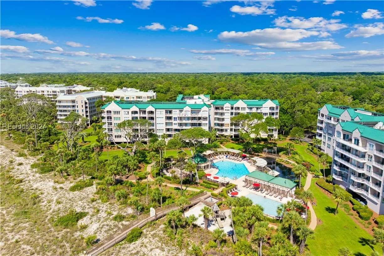 Charleston, SC Real Estate | View 57 Ocean Lane, 3109 | 1 Bed, 2 Baths