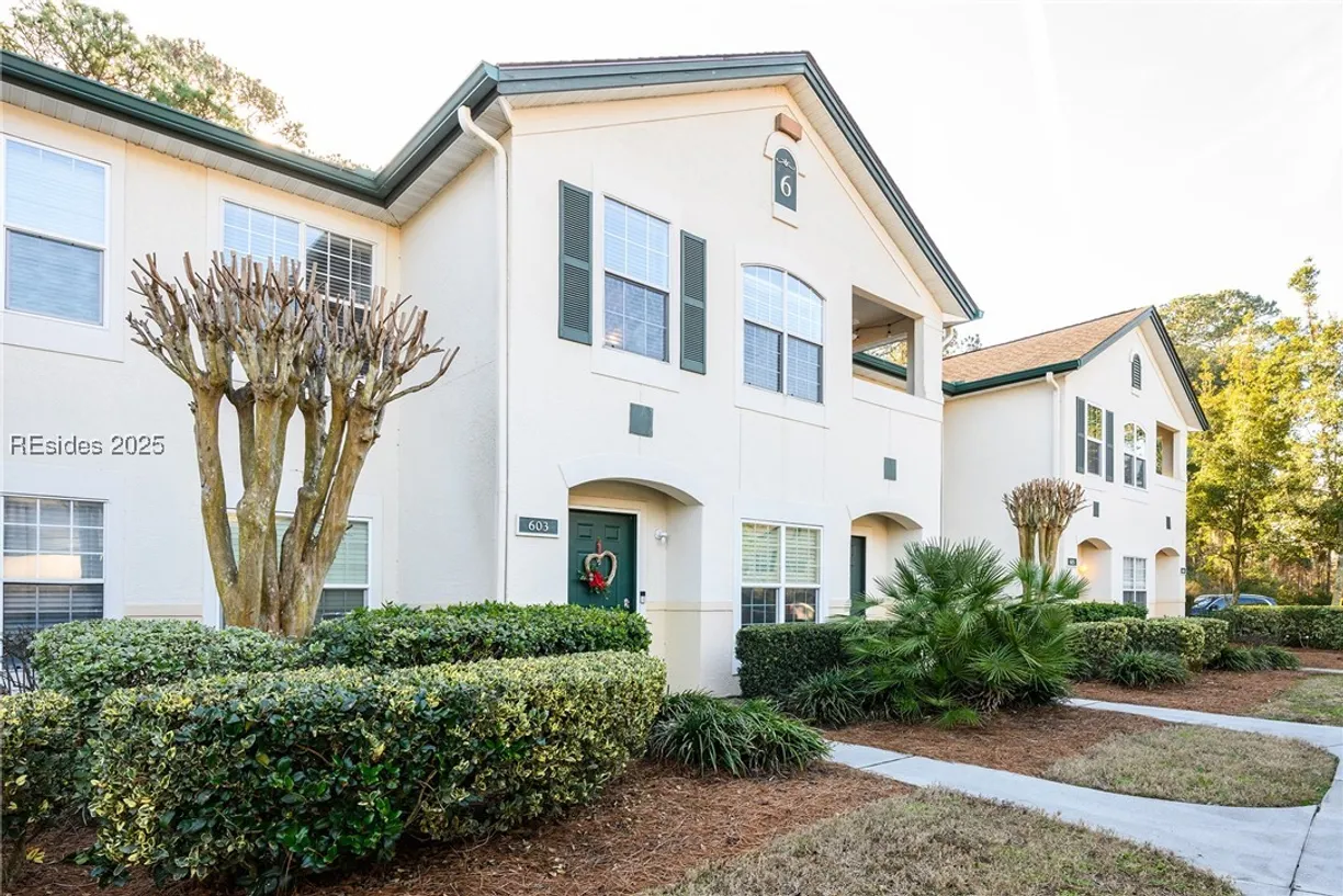 Charleston, SC Real Estate | View 897 Fording Island Road, 603 | 2 Beds, 2 Baths