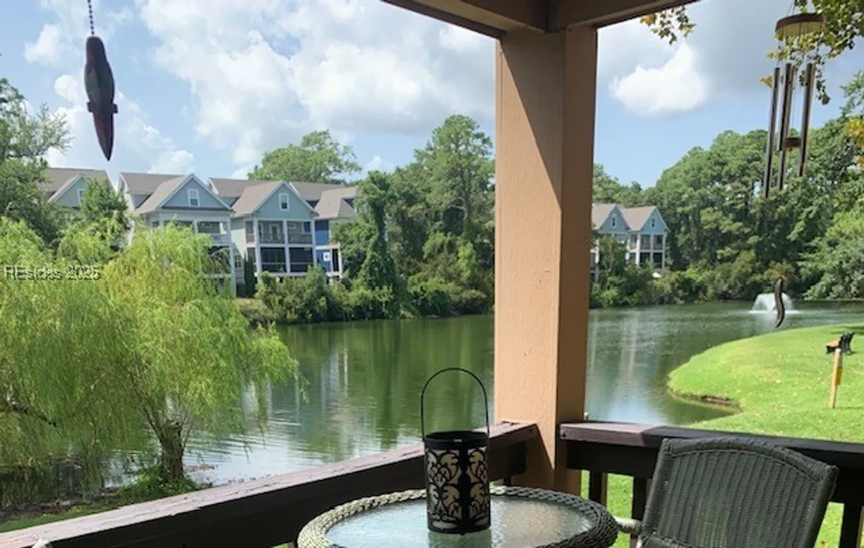 Charleston, SC Real Estate | View 40 Folly Field Road, D3 | 2 Beds, 2 Baths