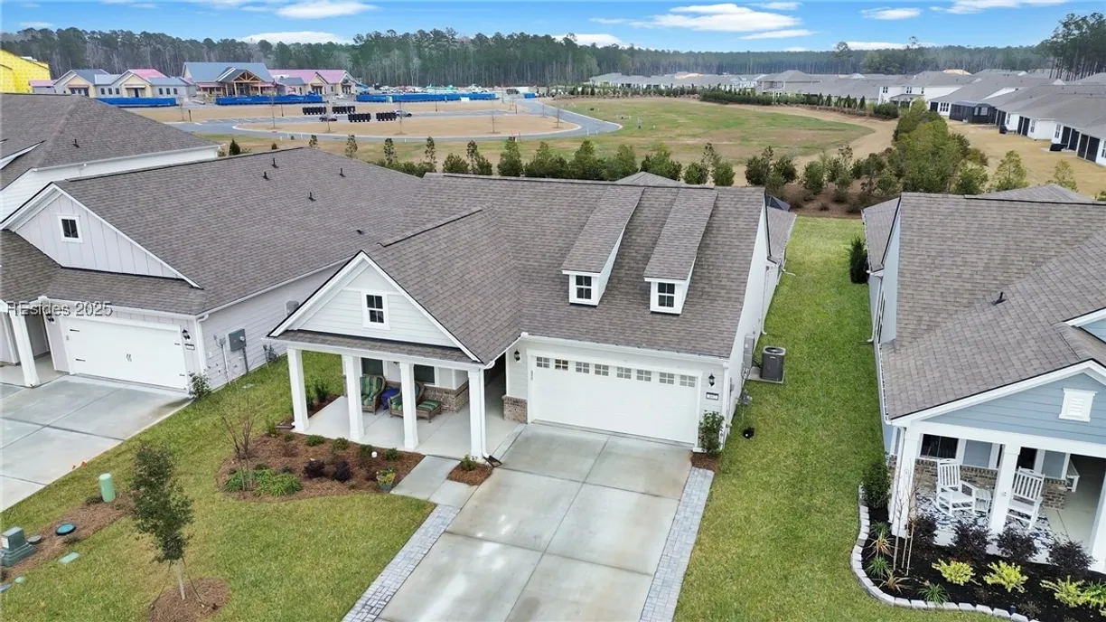 Charleston, SC Real Estate | View 102 Oyster Alley | 2 Beds, 2 Baths