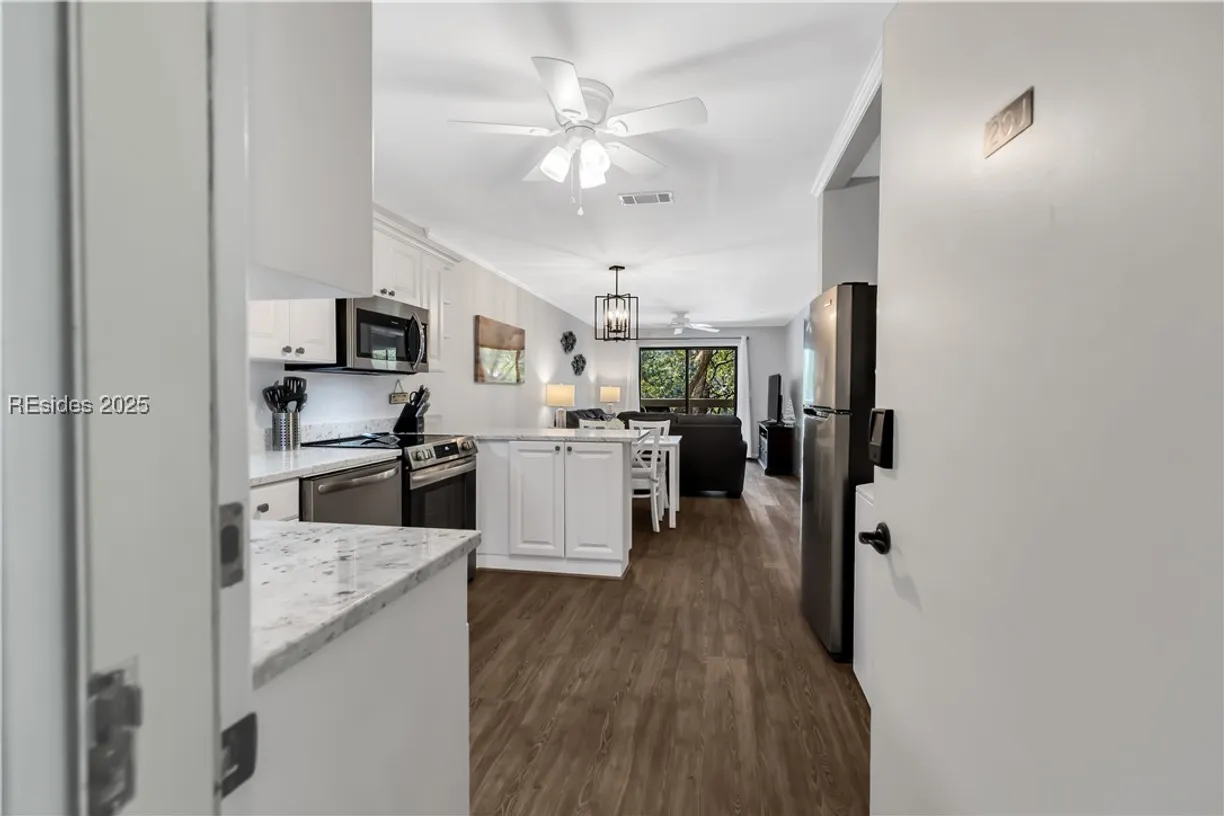 Charleston, SC Real Estate | View 45 Folly Field Road, 20J | Listing