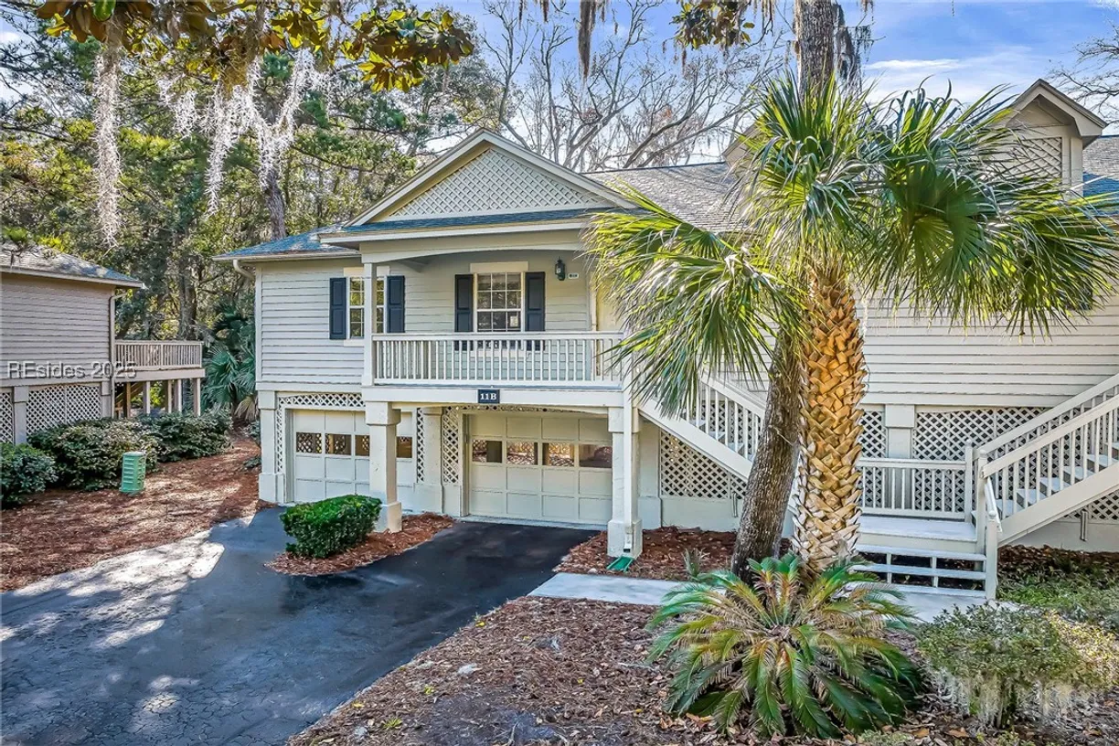 Charleston, SC Real Estate | View 30 Valencia Drive, 11B | 2 Beds, 2 Baths