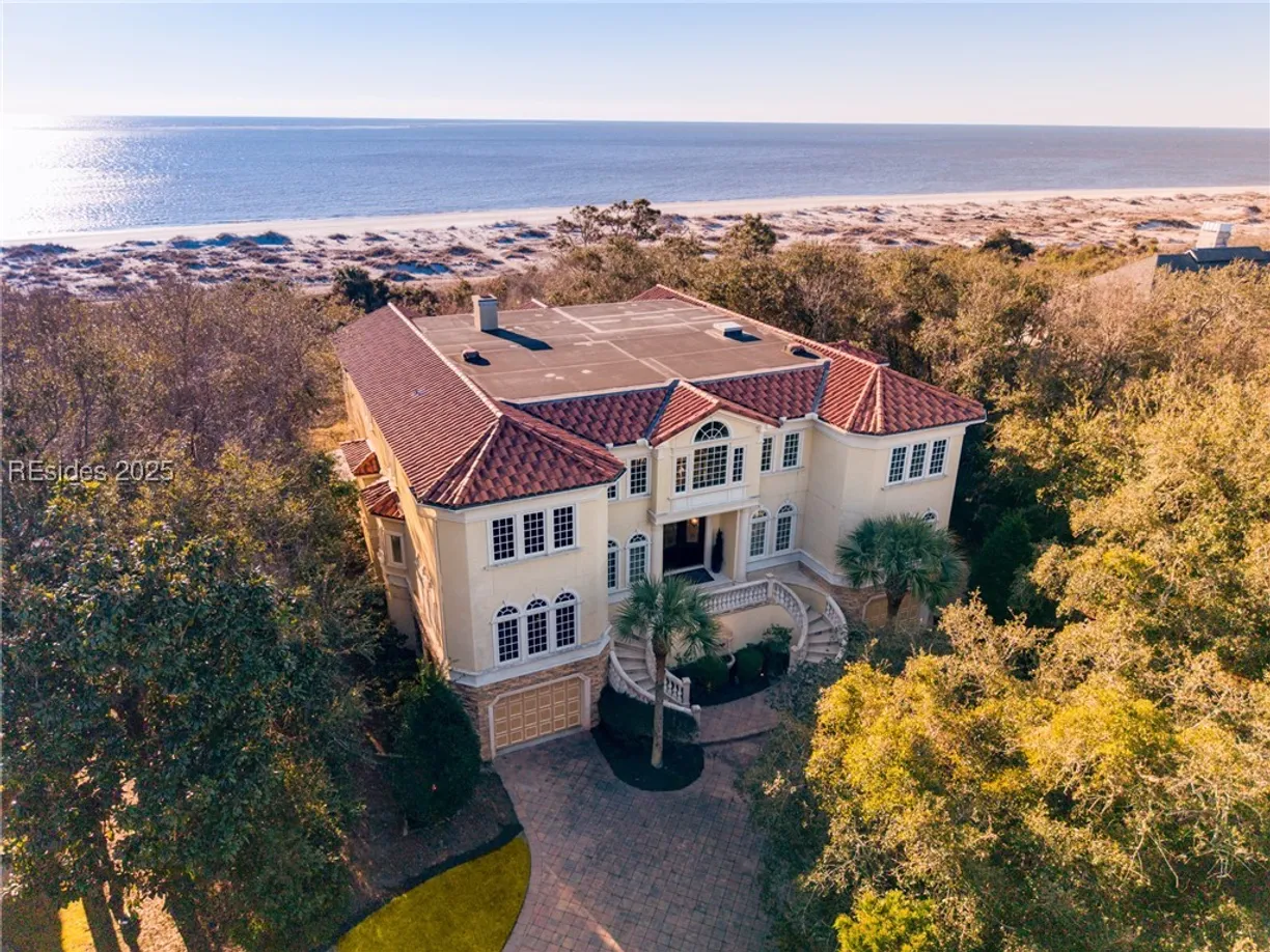 Charleston, SC Real Estate | View 28 Planters Row | 5 Beds, 5 Baths