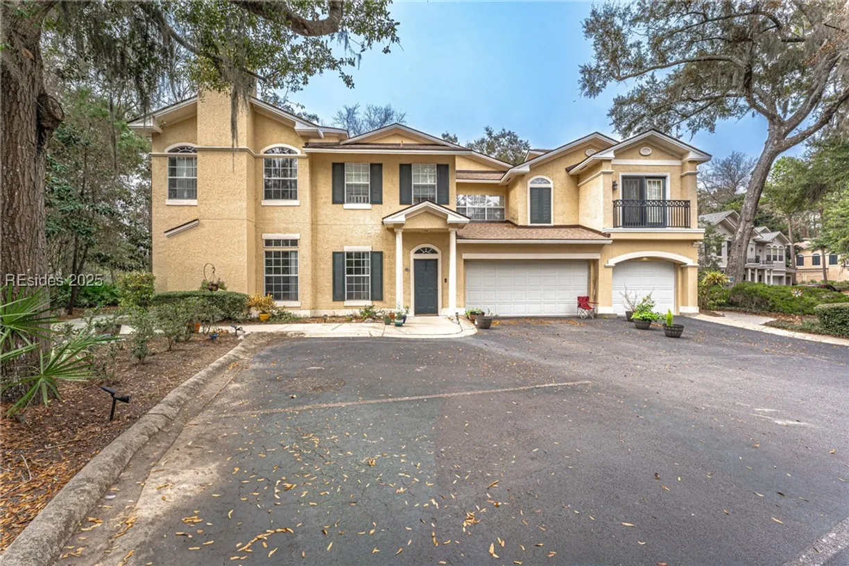 Charleston, SC Real Estate | View 4 Indigo Run Drive, 422 | 2 Beds, 2 Baths