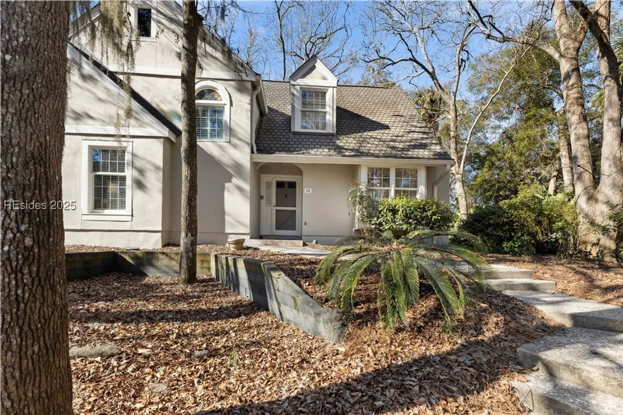 Charleston, SC Real Estate | View 70 Shipyard Drive, 101 | 3 Beds, 3 Baths