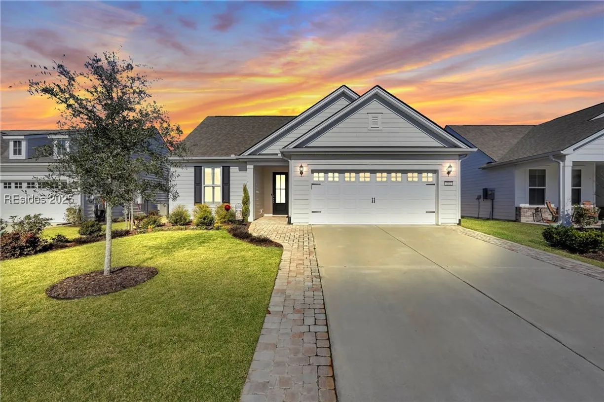 Charleston, SC Real Estate | View 272 Daisy Lane | 2 Beds, 2 Baths
