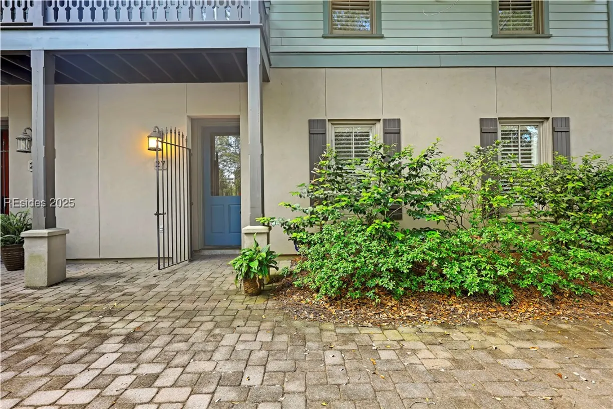 Charleston, SC Real Estate | View 27 Tabby Shell Road | Listing