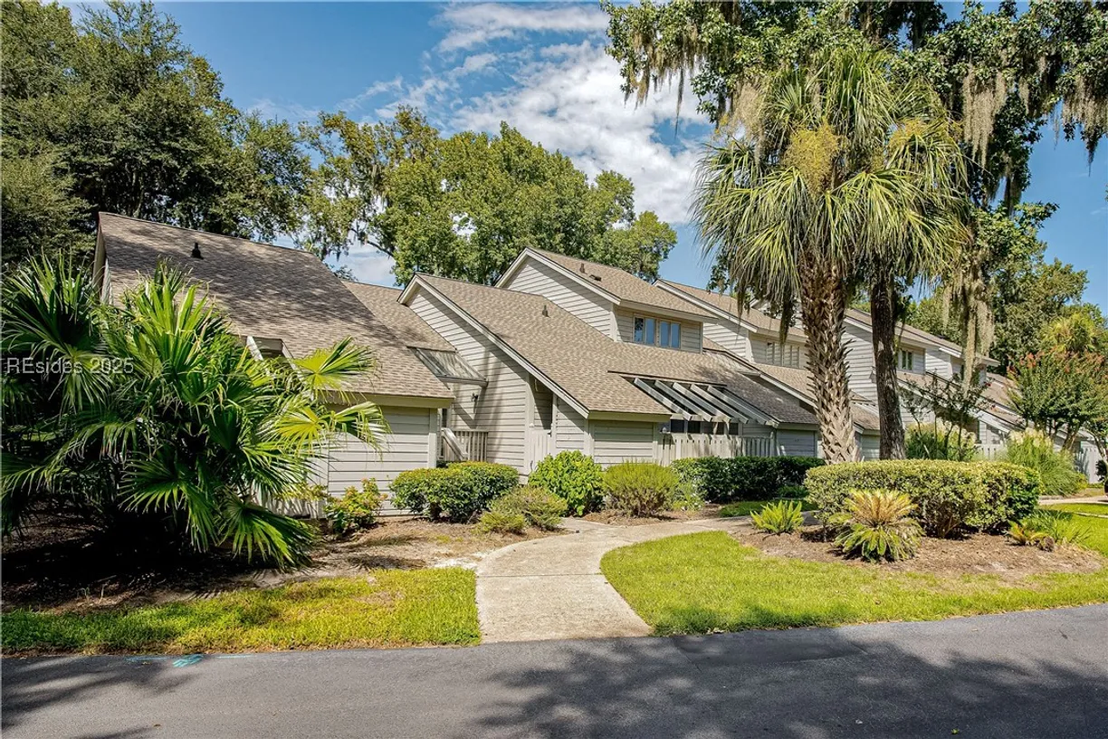 Charleston, SC Real Estate | View 131 Windward Village Drive | 2 Beds, 2 Baths