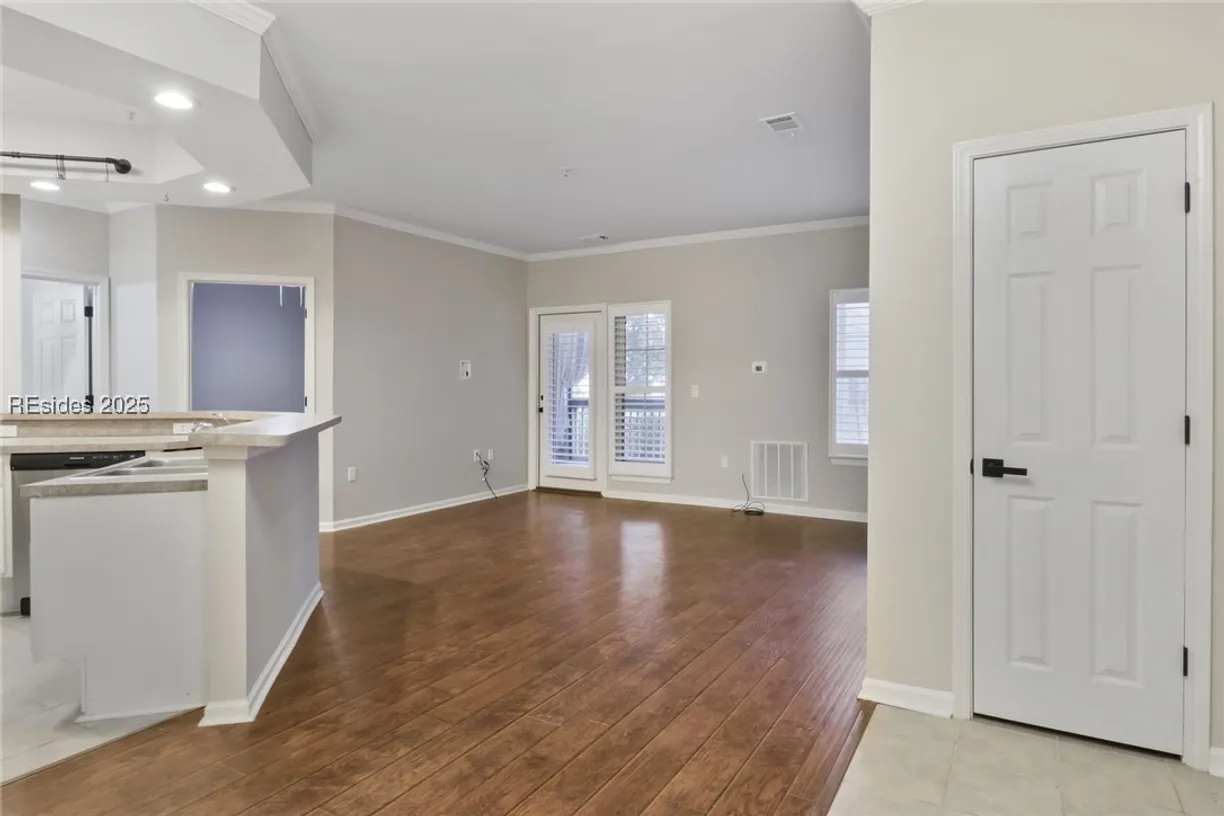 Charleston, SC Real Estate | View 380 Marshland Road, C15 | 1 Bed, 1 Bath