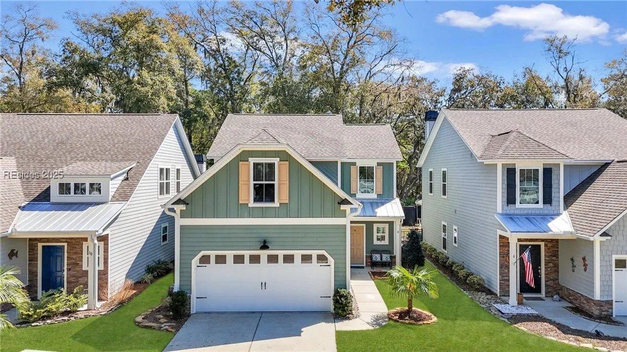 Charleston, SC Real Estate | View 8 Circlewood Drive | 4 Beds, 3 Baths