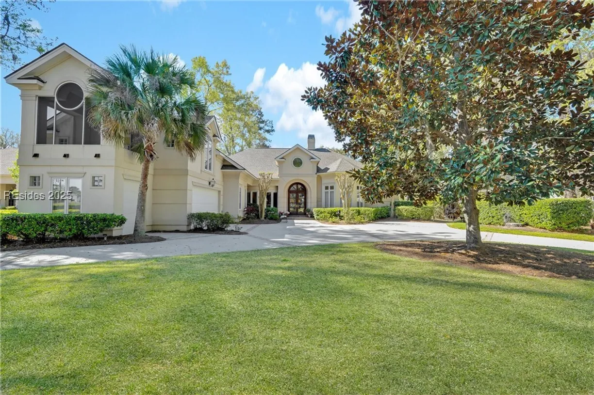 Charleston, SC Real Estate | View 18 Cumberland Drive | 4 Beds, 5 Baths