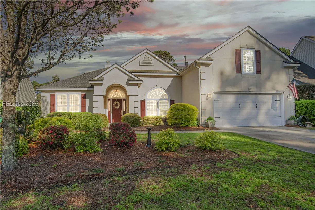Charleston, SC Real Estate | View 139 Pinecrest Circle | 5 Beds, 3 Baths