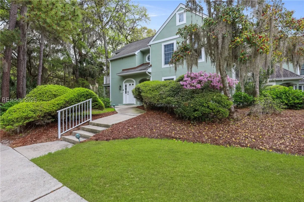 Charleston, SC Real Estate | View 70 Shipyard Drive, 157 | 2 Beds, 2 Baths
