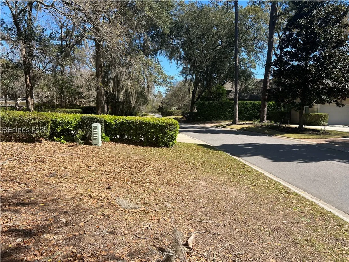 Charleston, SC Real Estate | View 667 Colonial Drive | Listing
