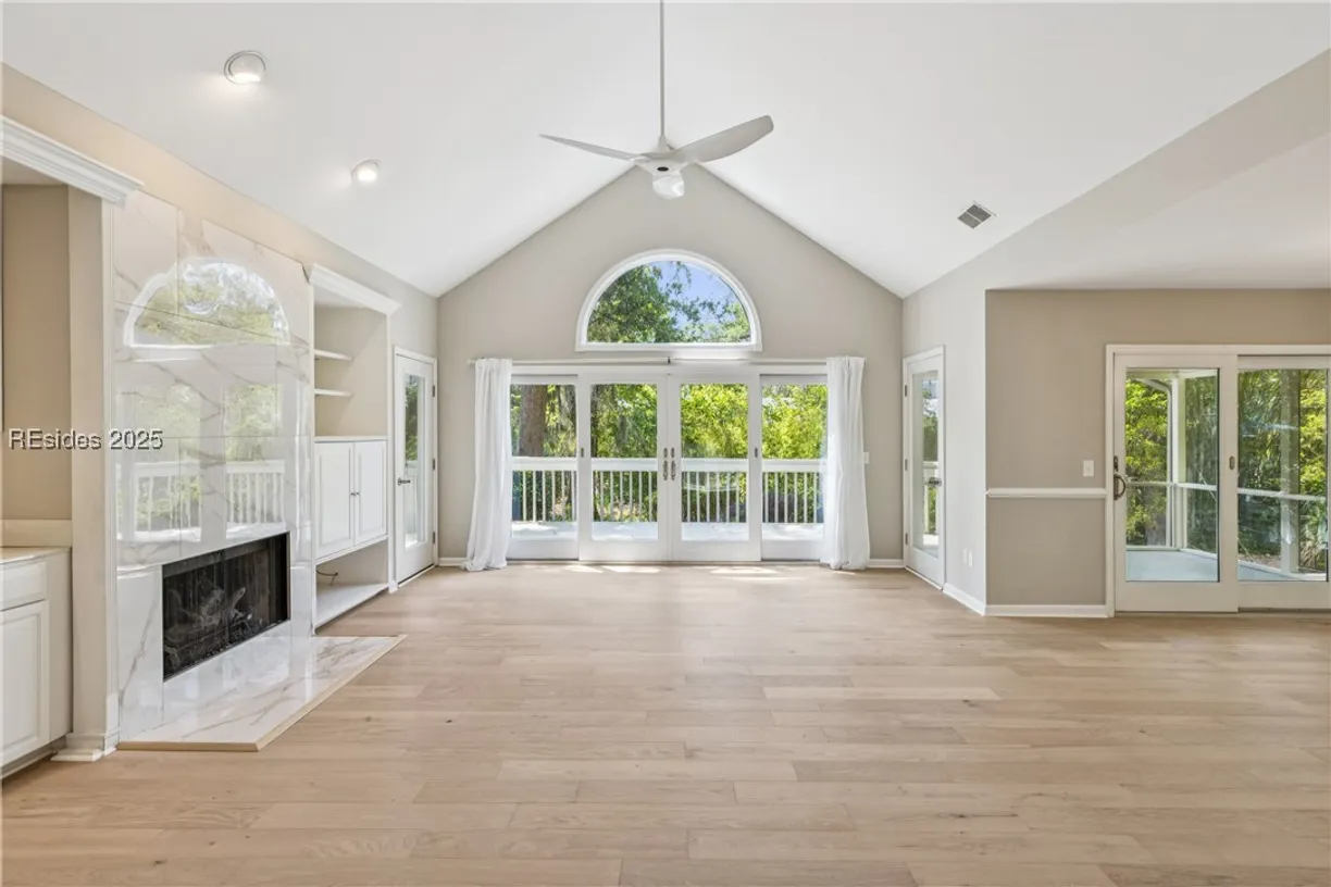 Charleston, SC Real Estate | View 5 Bateau Road | Listing
