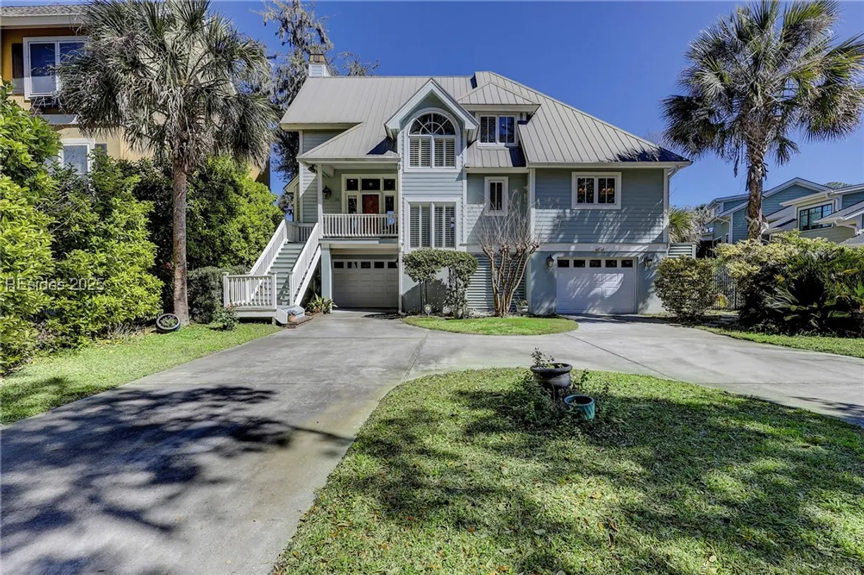 Charleston, SC Real Estate | View 16 Sterling Pointe Drive | 4 Beds, 4 Baths