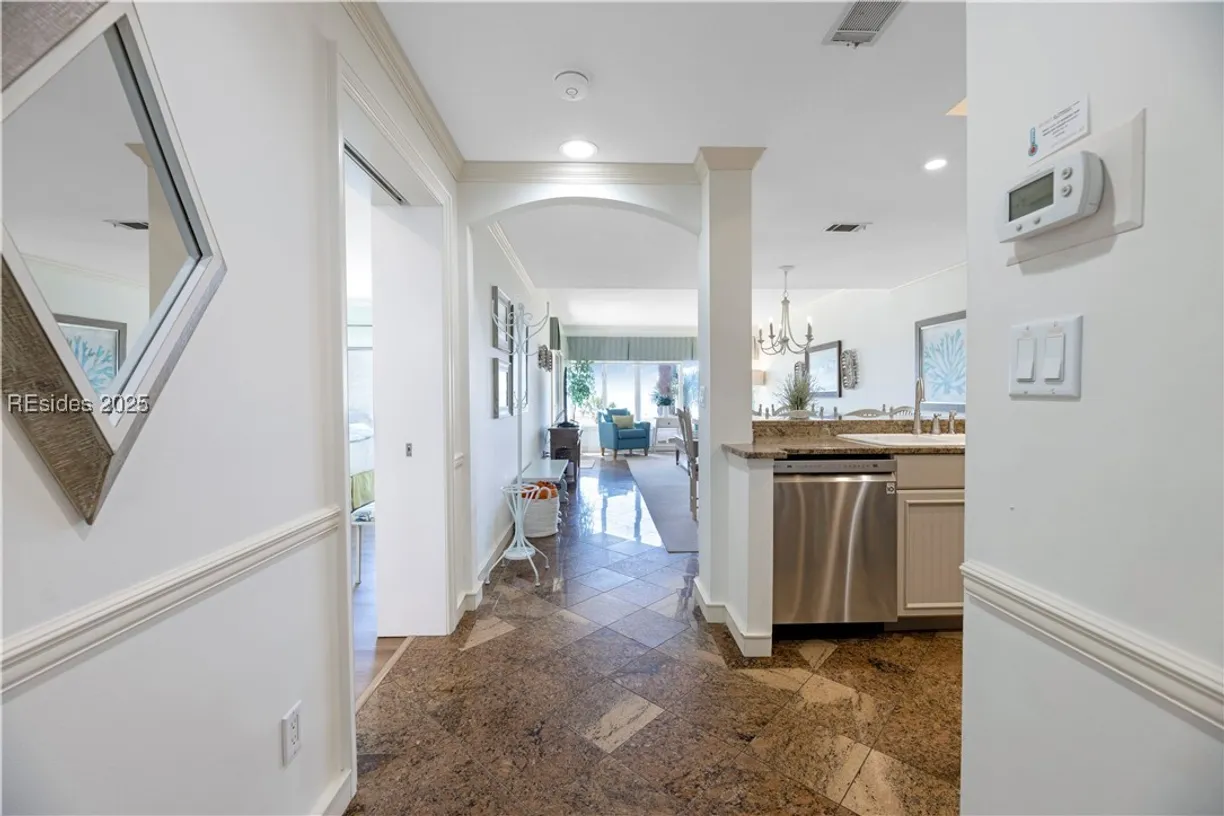 Charleston, SC Real Estate | View 247 S Sea Pines Drive, 1871 | Listing
