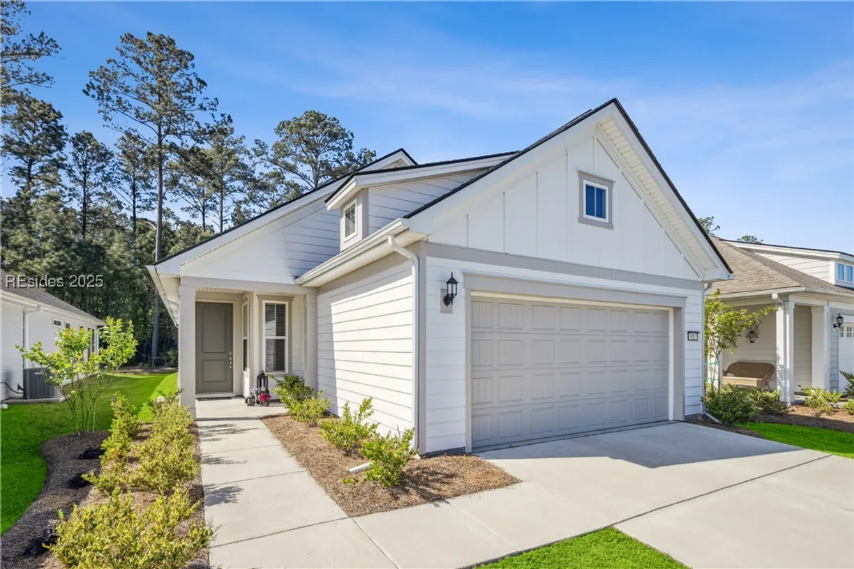 Charleston, SC Real Estate | View 852 Destiny Drive | 2 Beds, 2 Baths