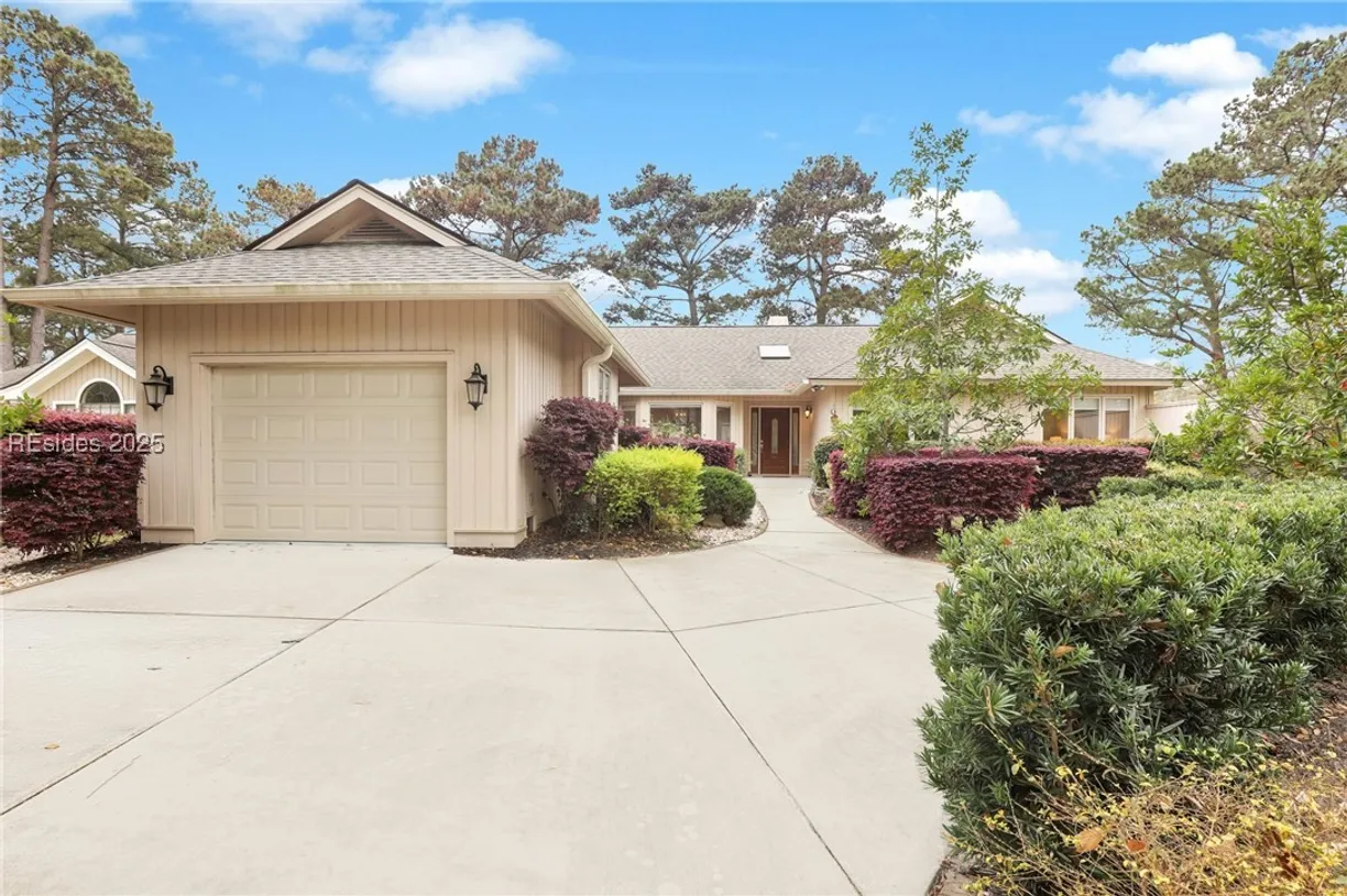 Charleston, SC Real Estate | View 32 Ellenita Drive | 3 Beds, 2 Baths
