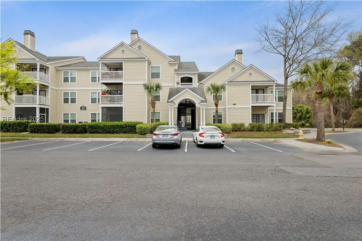 Charleston, SC Real Estate | View 100 Kensington Boulevard, 206 | 2 Beds, 2 Baths