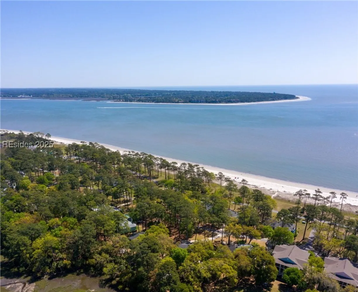 Charleston, SC Real Estate | View 115 Ave Of Oaks | Listing