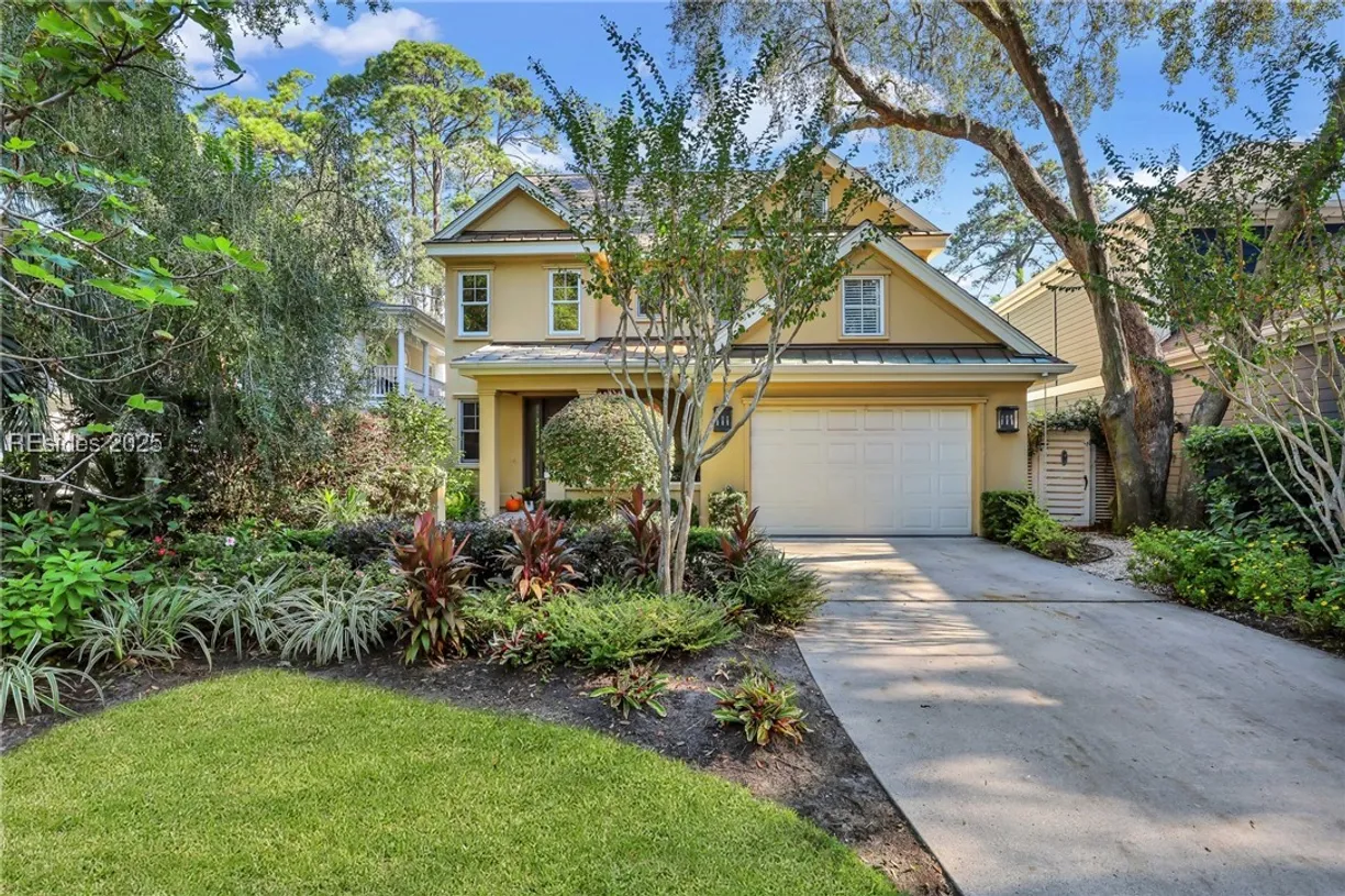Charleston, SC Real Estate | View 10 Sparwheel Lane | 3 Beds, 3 Baths