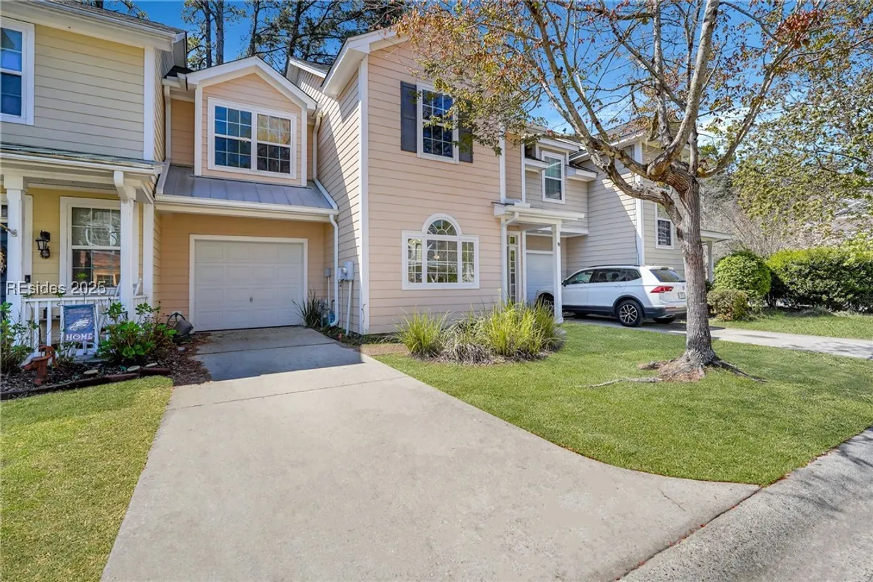 Charleston, SC Real Estate | View 19 Maidencane Street | 3 Beds, 2 Baths