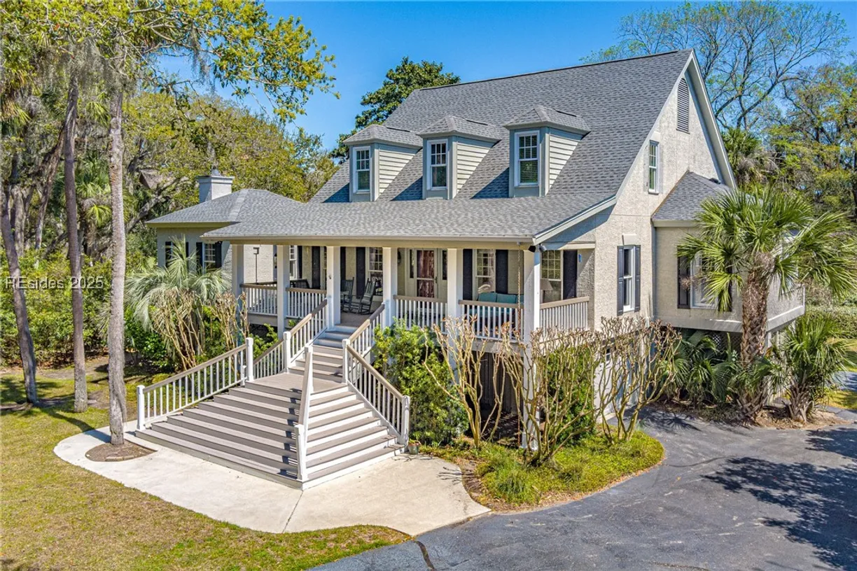 Charleston, SC Real Estate | View 20 Sea Lane | 4 Beds, 3 Baths