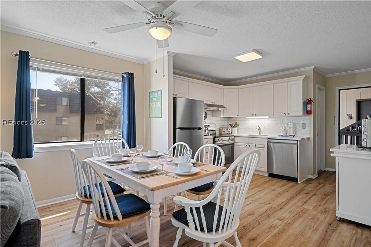 Charleston, SC Real Estate | View 40 Folly Field Road, C13 | 2 Beds, 2 Baths