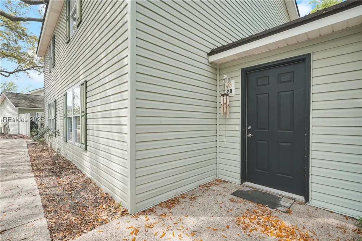 Charleston, SC Real Estate | View 50 Marshland Road, 28 | 3 Beds, 2 Baths