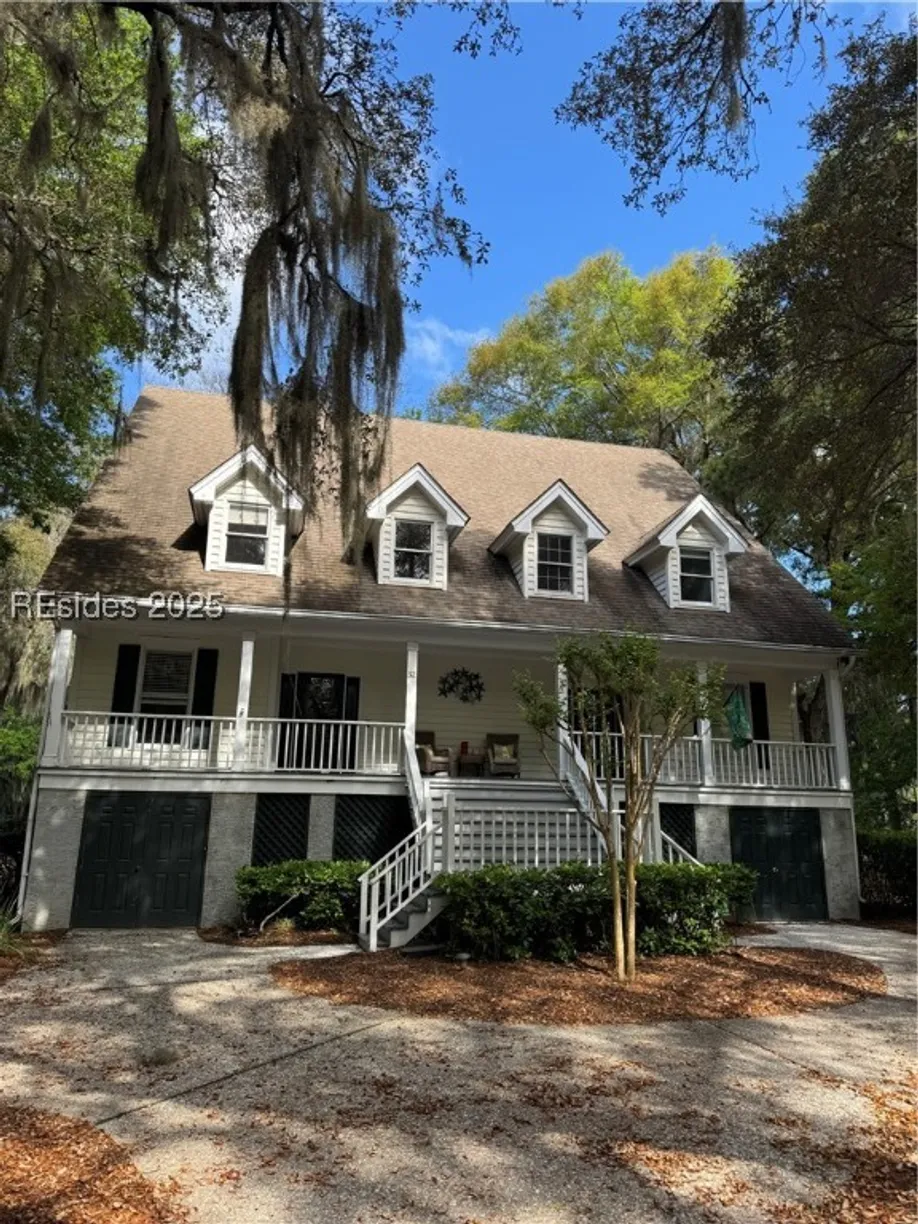 Charleston, SC Real Estate | View 32 Plantation Homes Drive | 4 Beds, 3 Baths