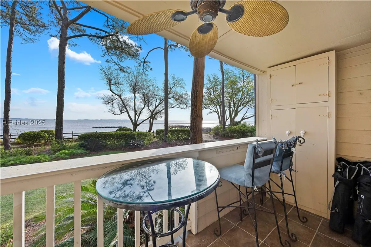 Charleston, SC Real Estate | View 239 Beach City Road, 1106 | 1 Bed, 1 Bath