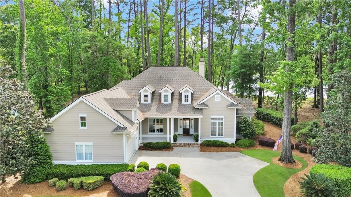 Charleston, SC Real Estate | View 74 Lexington Drive | 4 Beds, 4 Baths