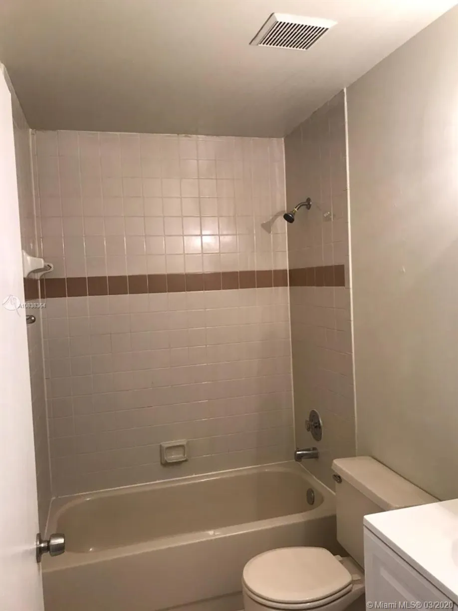 South Florida Real Estate | View 1534 W Meadows Cir W, 1534 | Listing