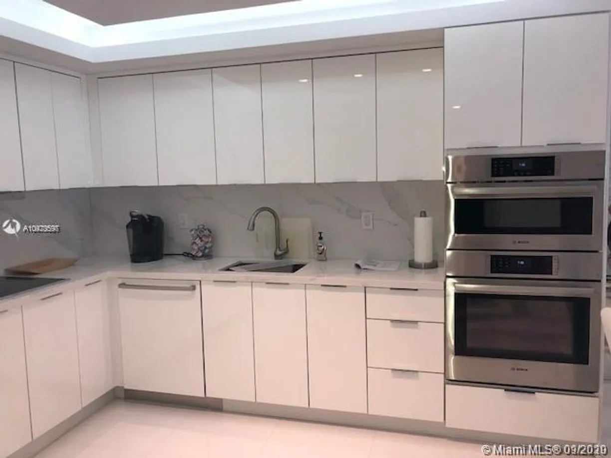 South Florida Real Estate | View 2301 Collins Ave, 416 | Listing