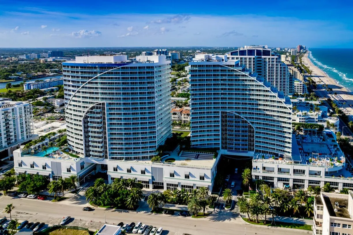 South Florida Real Estate | View 3101 Bayshore Dr, 1402 | Listing