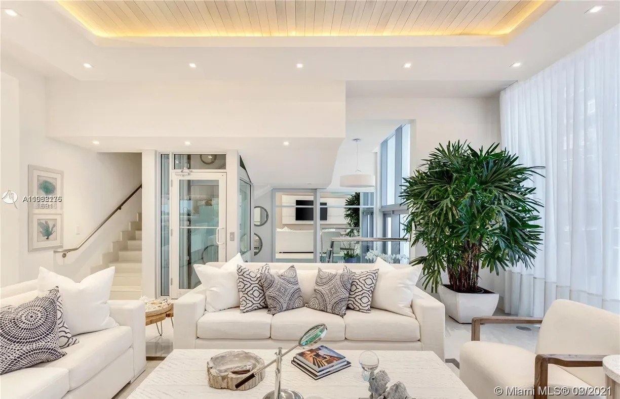 South Florida Real Estate | View 9501 Collins Ave, 2 | 4 Beds, 5 Baths