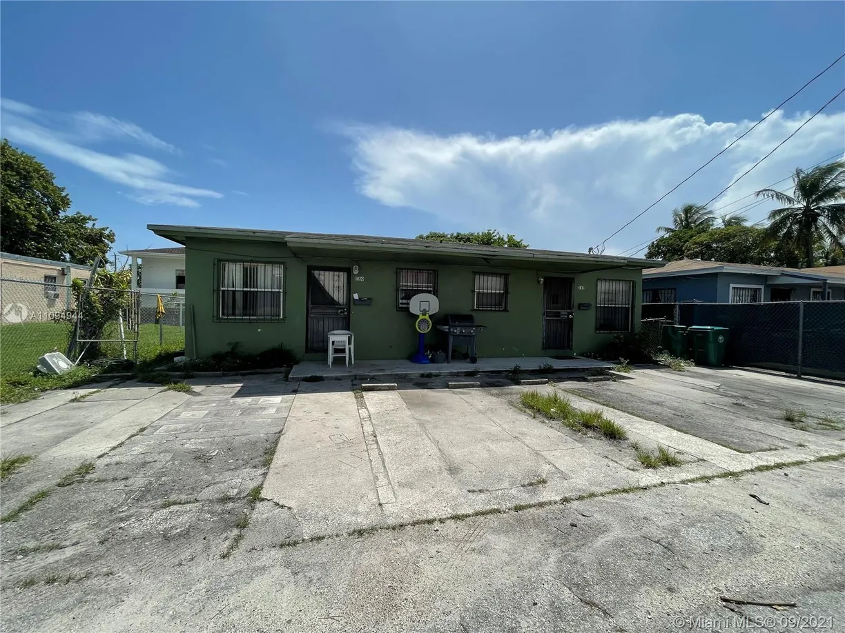 South Florida Real Estate | View 140 NW 71st St