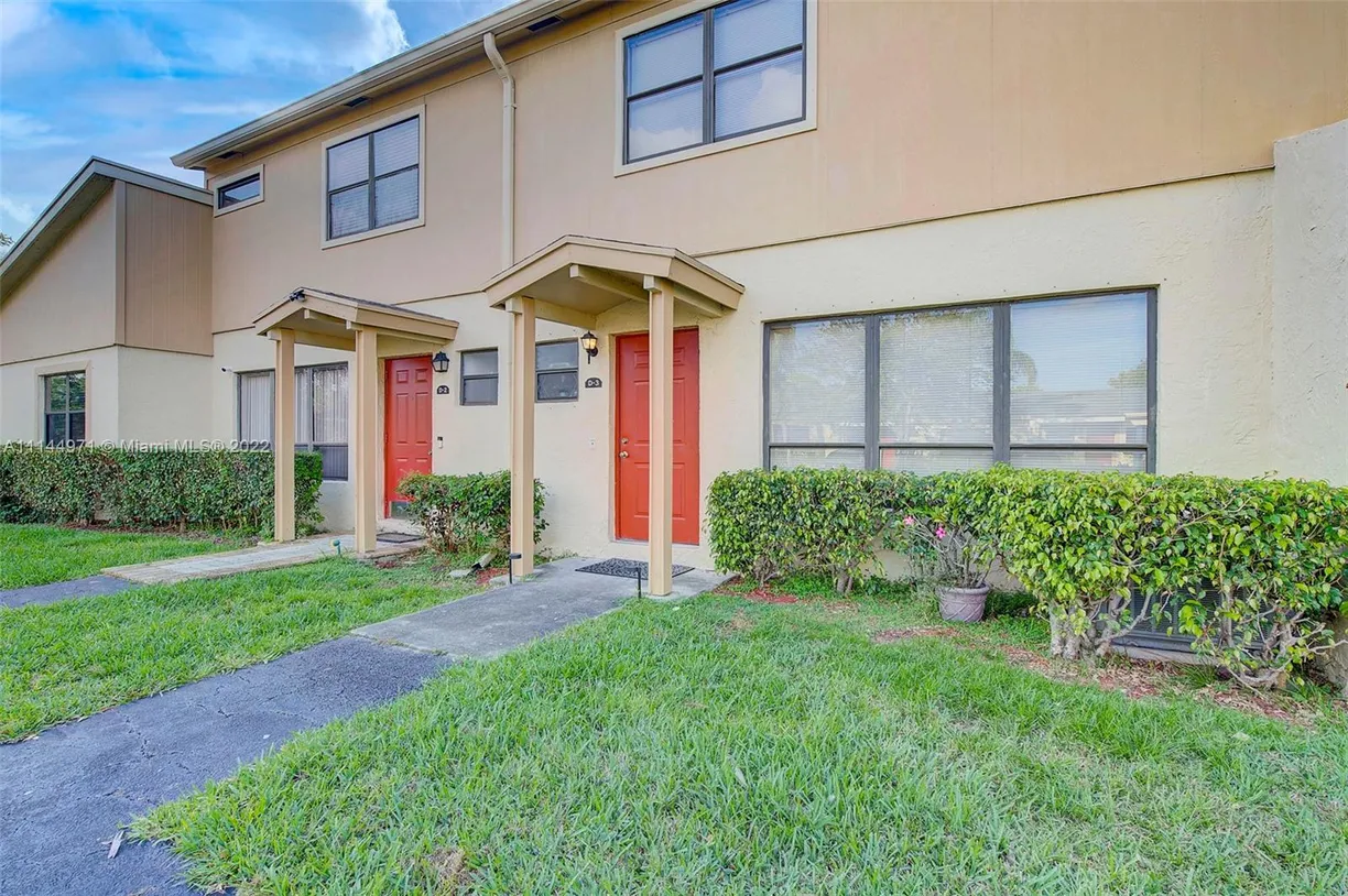 South Florida Real Estate | View 3370 Beau Rivage Dr, D3 | 2 Beds, 2 Baths