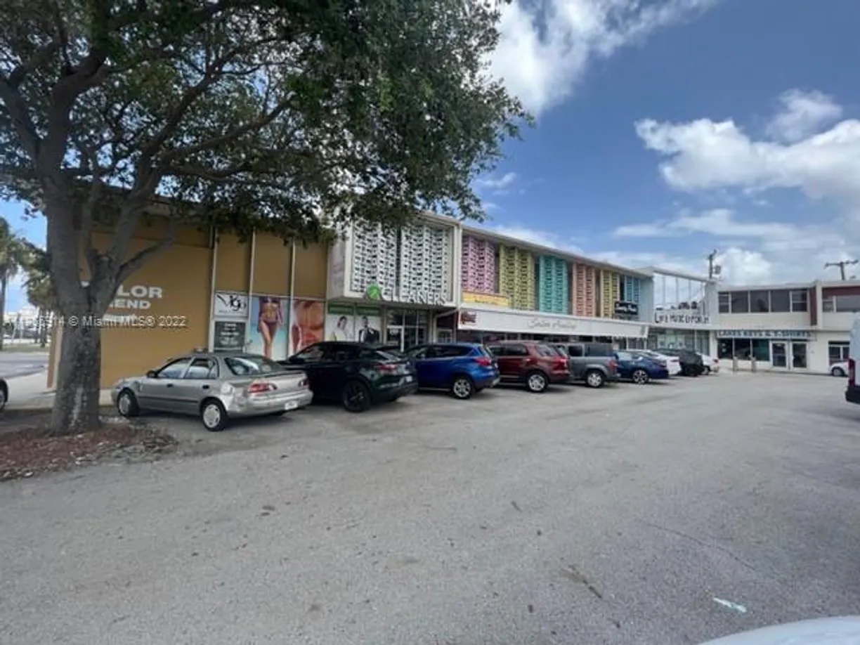 South Florida Real Estate | View 2400 E Oakland Park Blvd, 202