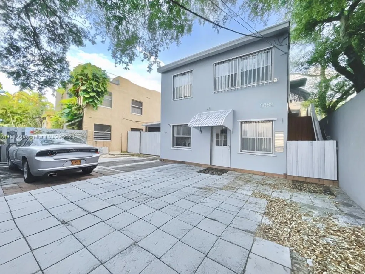 South Florida Real Estate | View 3682 SW 26th St, 2 | 2 Beds, 1 Bath