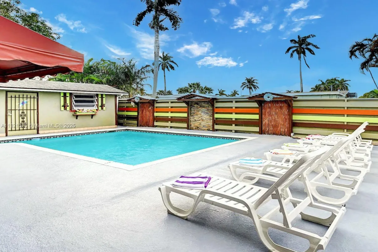 South Florida Real Estate | View 1020 N 13th Ter | Listing