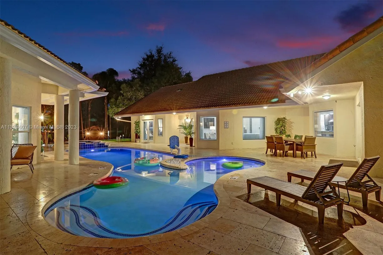 South Florida Real Estate | View 16301 SW 62nd St | Listing