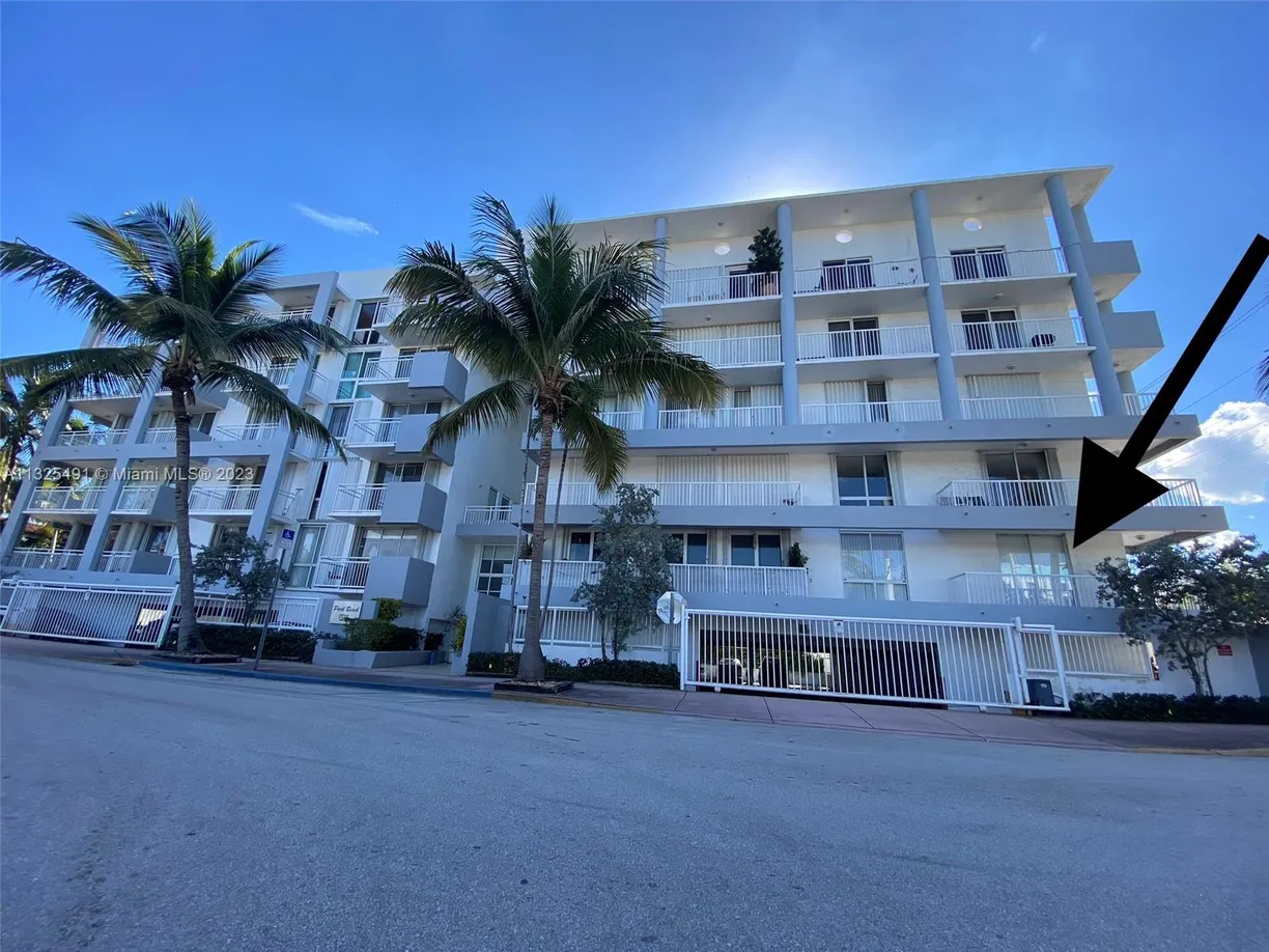 South Florida Real Estate | View 7832 Collins Ave, 201 | 2 Beds, 2 Baths