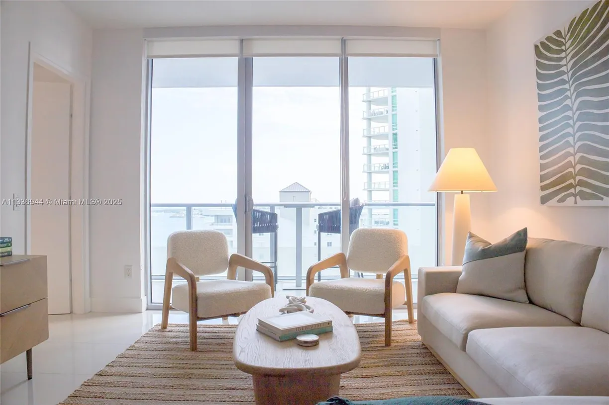 South Florida Real Estate | View 1300 Brickell Bay Dr, 1608 | 1 Bed, 1 Bath