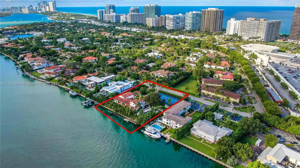 South Florida Real Estate | View 44 Bal Bay Dr