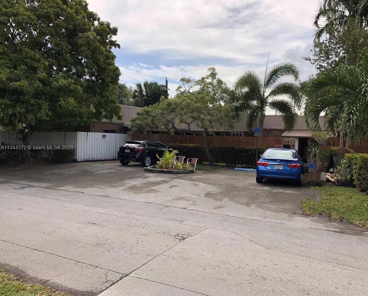 South Florida Real Estate | View 1320 SW 26th St