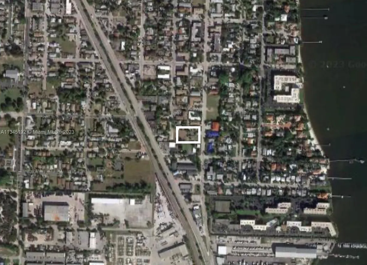 South Florida Real Estate | View 1621 S Federal Hwy | Listing